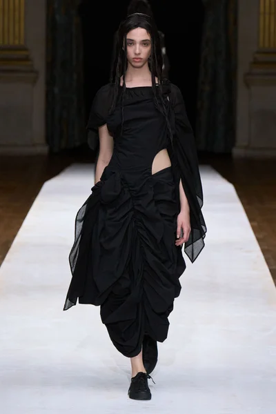 Look 39